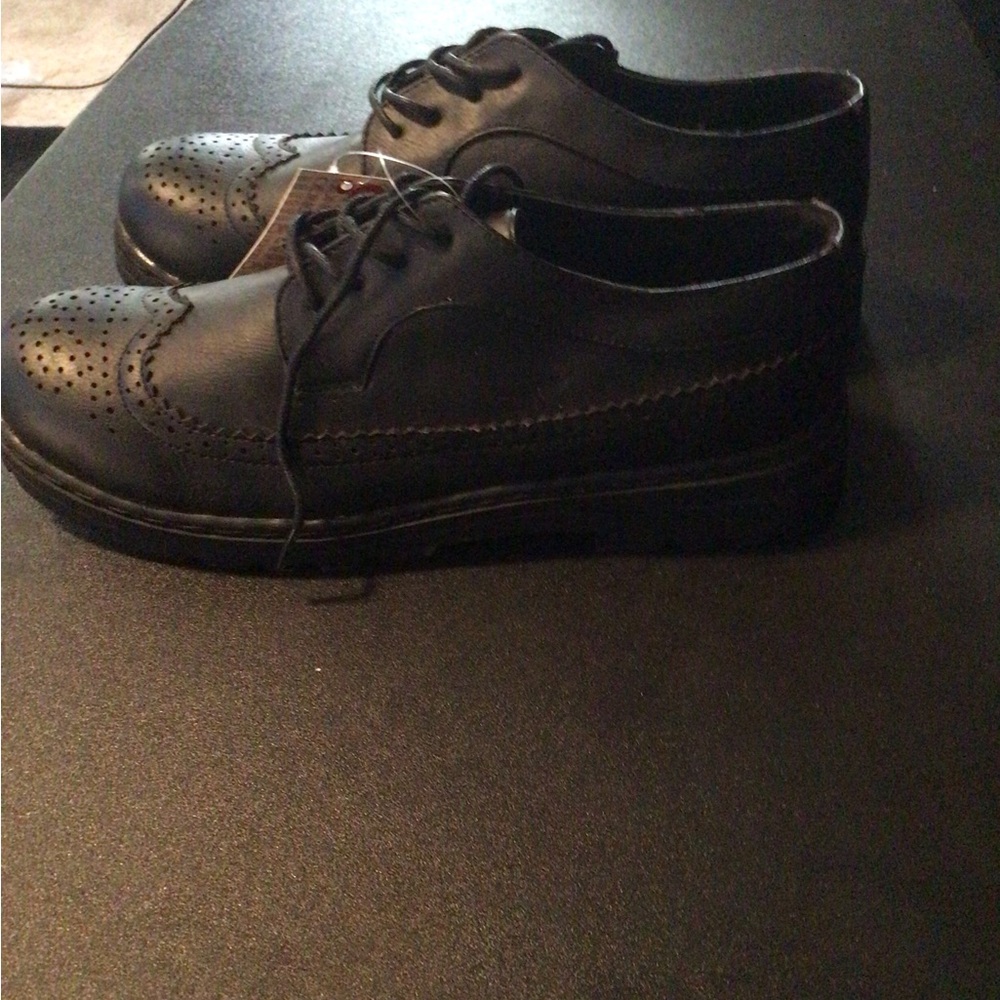BONGO Black Flats Sleek and Comfortable - Picture 2 of 3